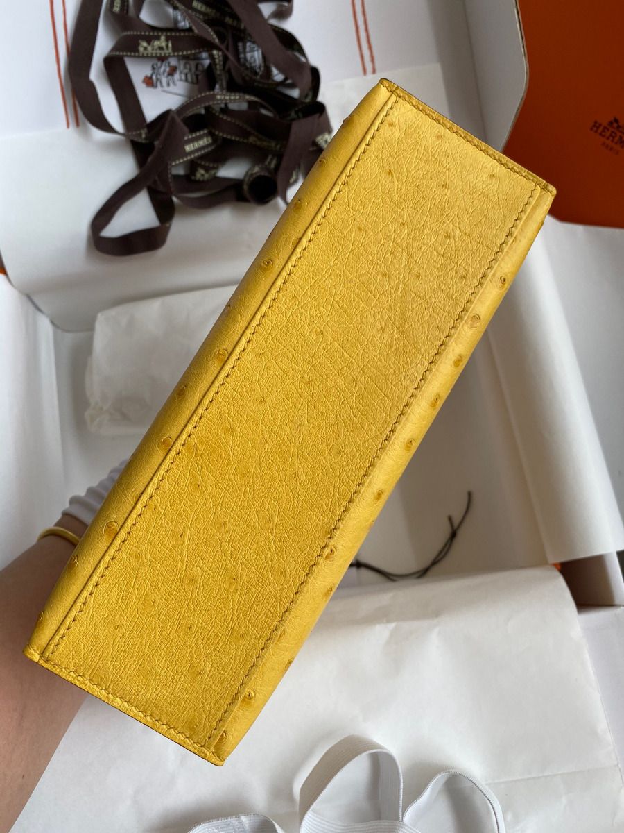 Hermes Kelly Pochette Handmade Bag In Jaune Ambre Ostrich Leather - Image 4
