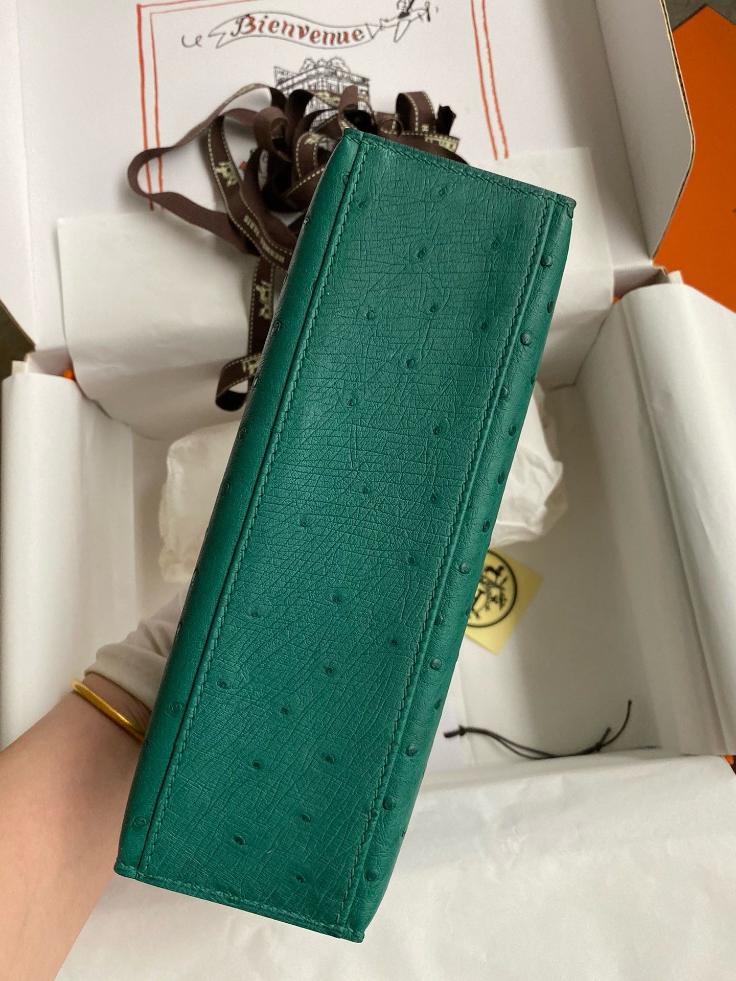 Hermes Kelly Pochette Handmade Bag in Vert Vertigo Bordeaux Ostrich Leather - Image 8