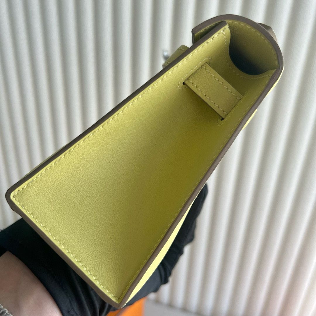 Hermes Kelly Pochette Handmade Bag in Jaune Poussin Swift Calfskin - Image 10