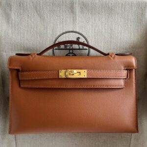 Hermes Kelly Pochette Verso Handmade Bag in Gold Swift Calfskin