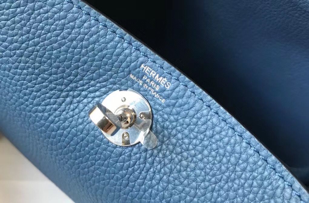 Hermes Lindy Mini Bag In Blue Agate Clemence Leather PHW - Image 8