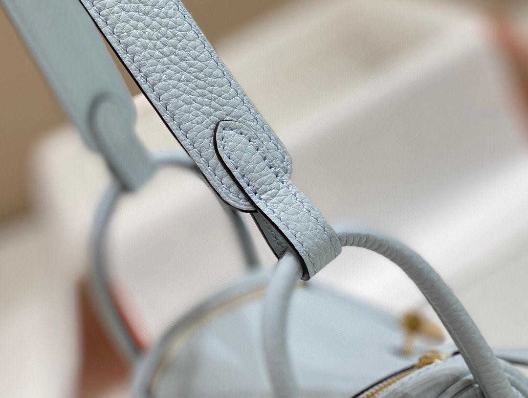 Hermes Lindy Mini Bag In Blue Brume Clemence Leather GHW - Image 6