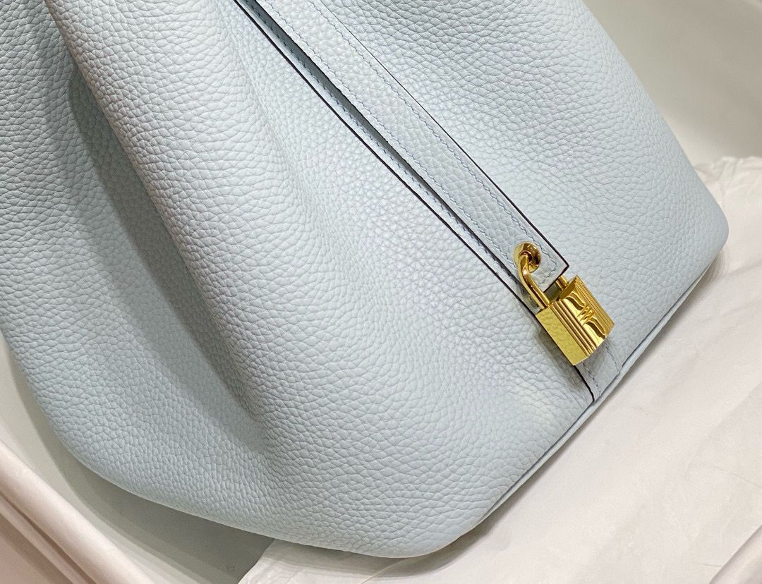 Hermes Picotin Lock 18 Bag In Blue Brume Clemence Leather - Image 5
