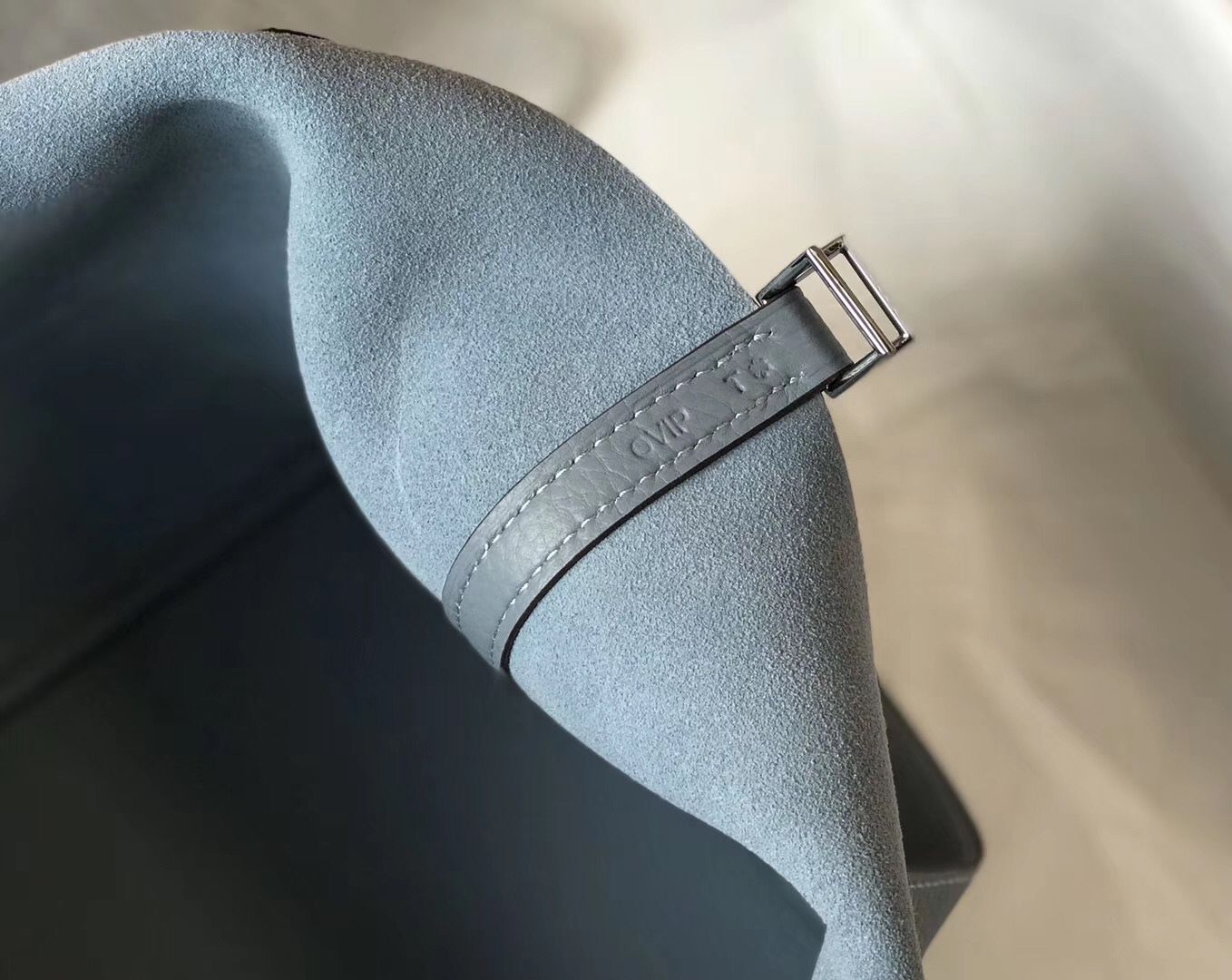 Hermes Picotin Lock 18 Bag In Blue Lin Clemence Leather - Image 6