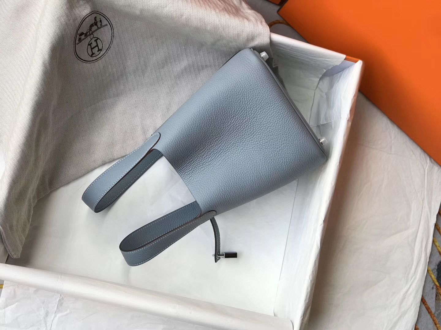 Hermes Picotin Lock 18 Bag In Blue Lin Clemence Leather - Image 7