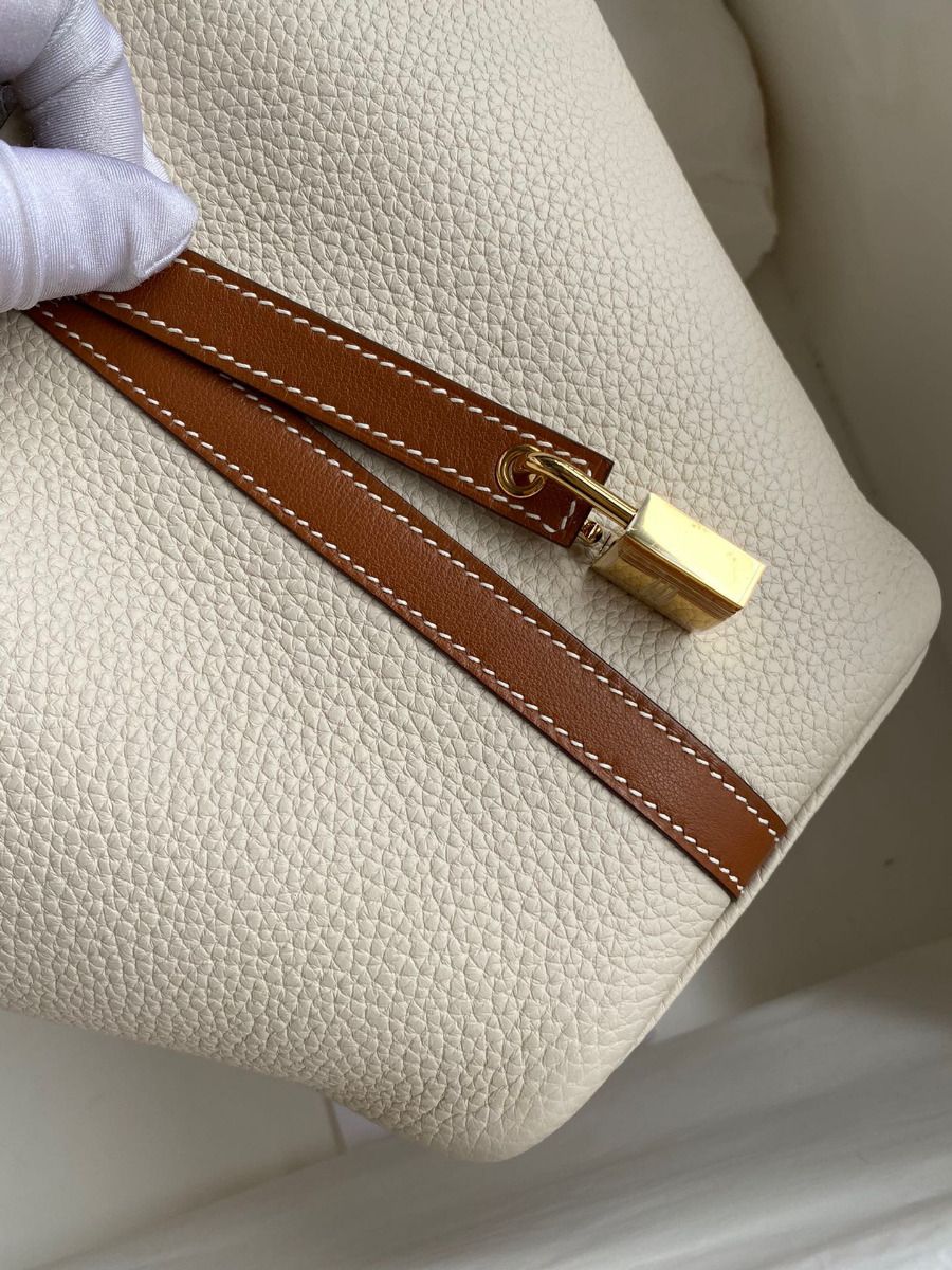 Hermes Picotin Lock 18 Bicolor Handmade Bag in Craie and Gold Clemence Leather - Image 4