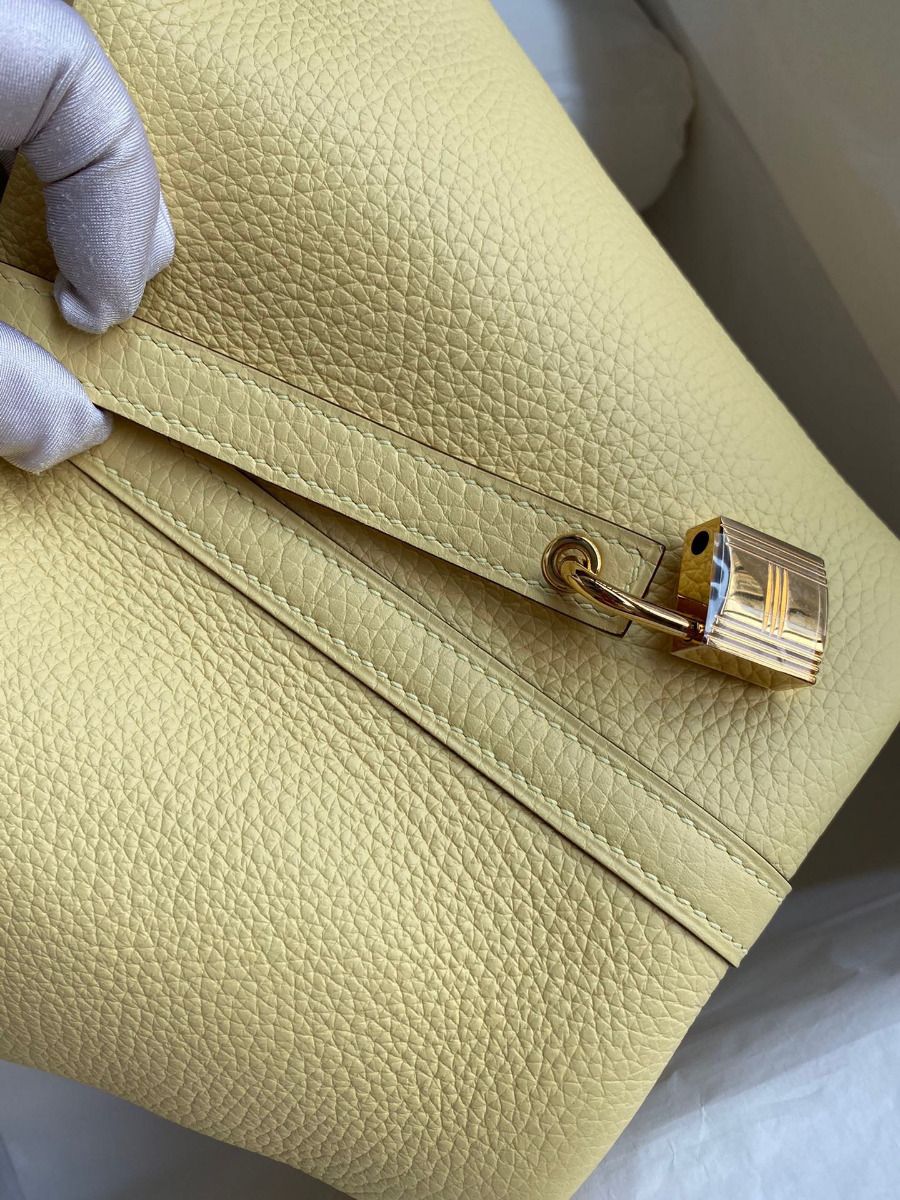 Hermes Picotin Lock 18 Handmade Bag in Jaune Poussin Clemence Leather - Image 4