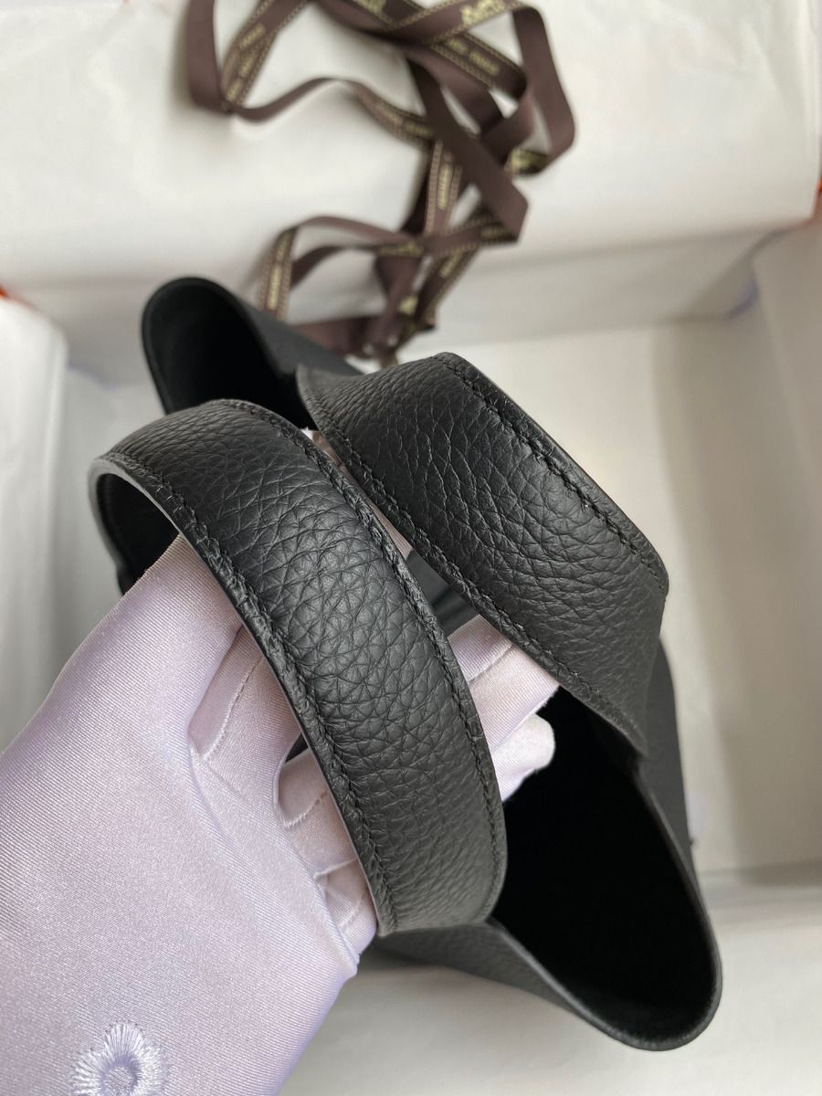 Hermes Picotin Lock 18 Handmade Bag in Black Clemence Leather - Image 6