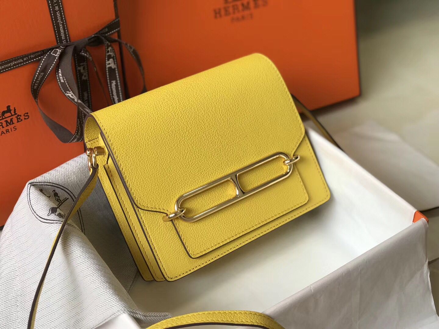 Hermes Mini Sac Roulis 18cm Bag In Yellow Evercolor Calfskin - Image 5