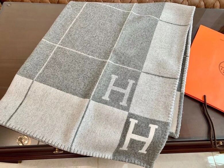 Hermes Grey Avalon III Throw Blanket - Image 5