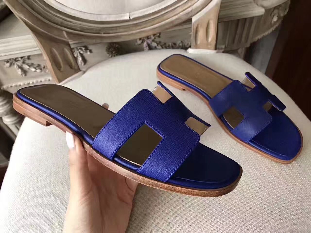 Hermes Oran Sandals In Blue Epsom Leather - Image 6