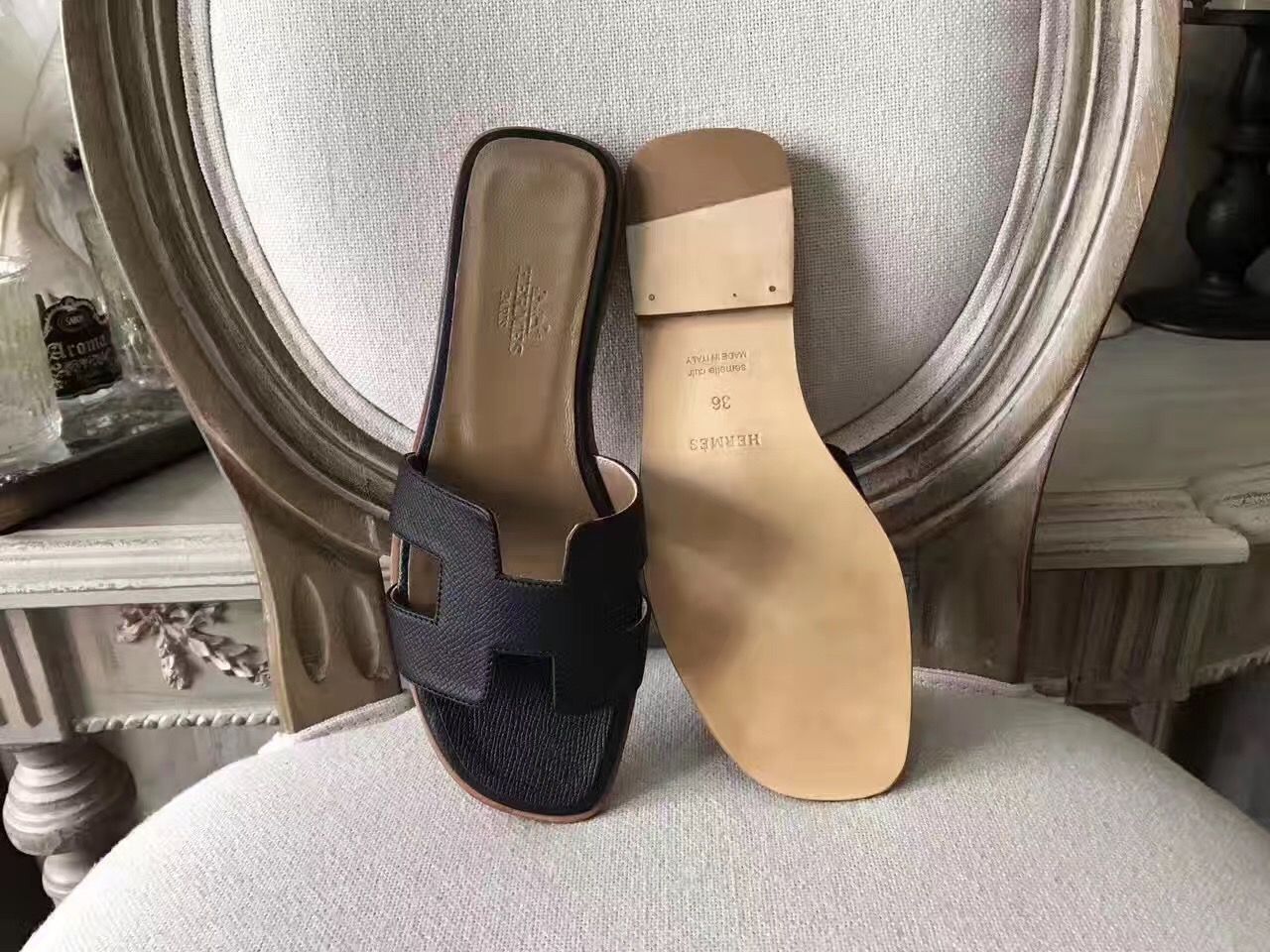 Hermes Oran Sandals In Black Epsom Leather - Image 4