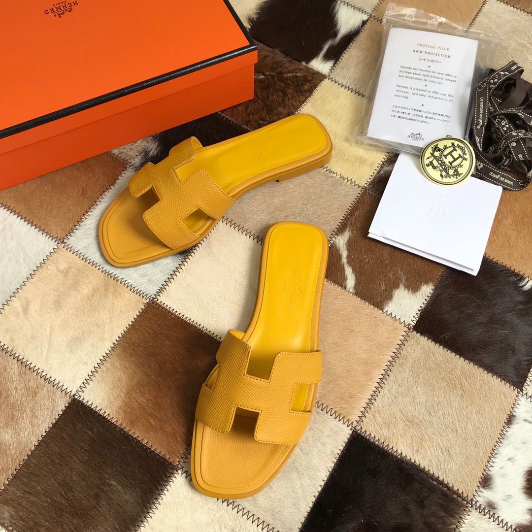 Hermes Oran Slide Sandals In Yellow Epsom Calfskin - Image 7