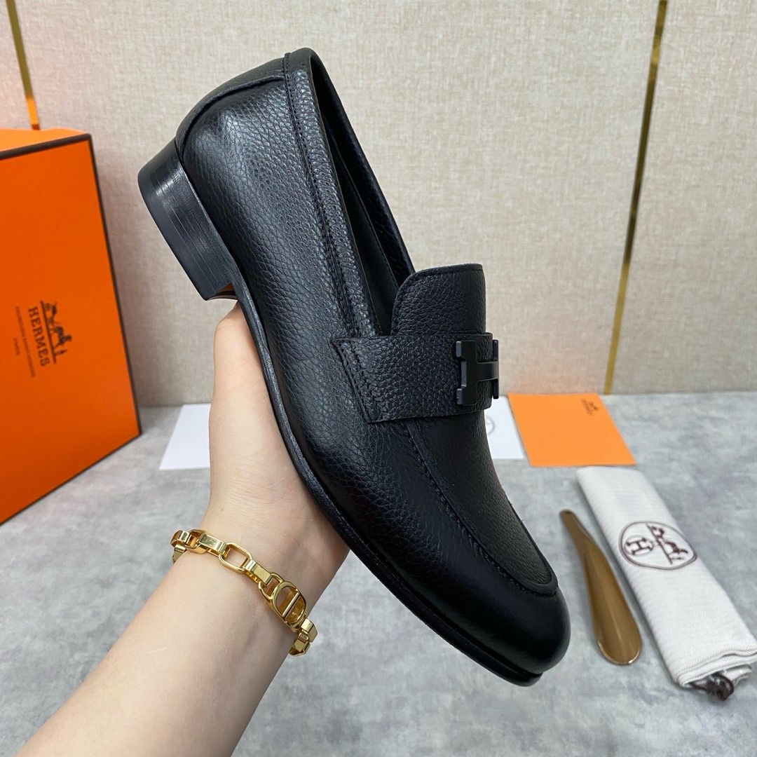 Hermes Men's Paris Loafers in Black Taurillon Leather - Image 8