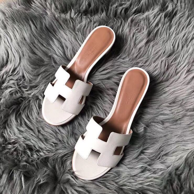 Hermes Oasis Sandals In White Epsom Leather - Image 3
