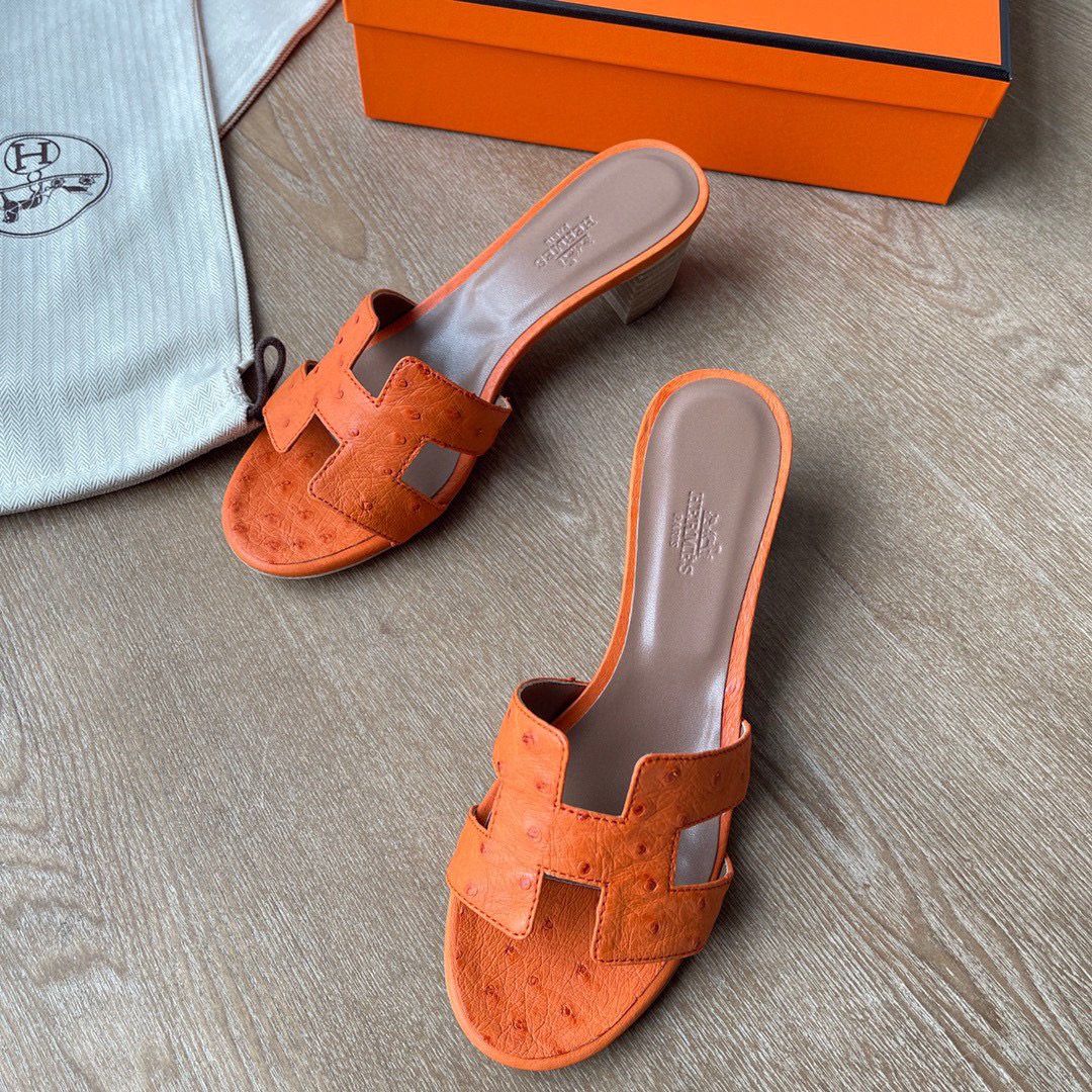 Hermes Oasis Sandals in Orange Ostrich Leather - Image 7