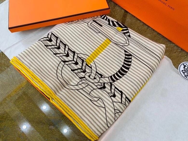 Hermes Grey/Yellow Panoplie Equestre Eyeliner Shawl 140 - Image 4