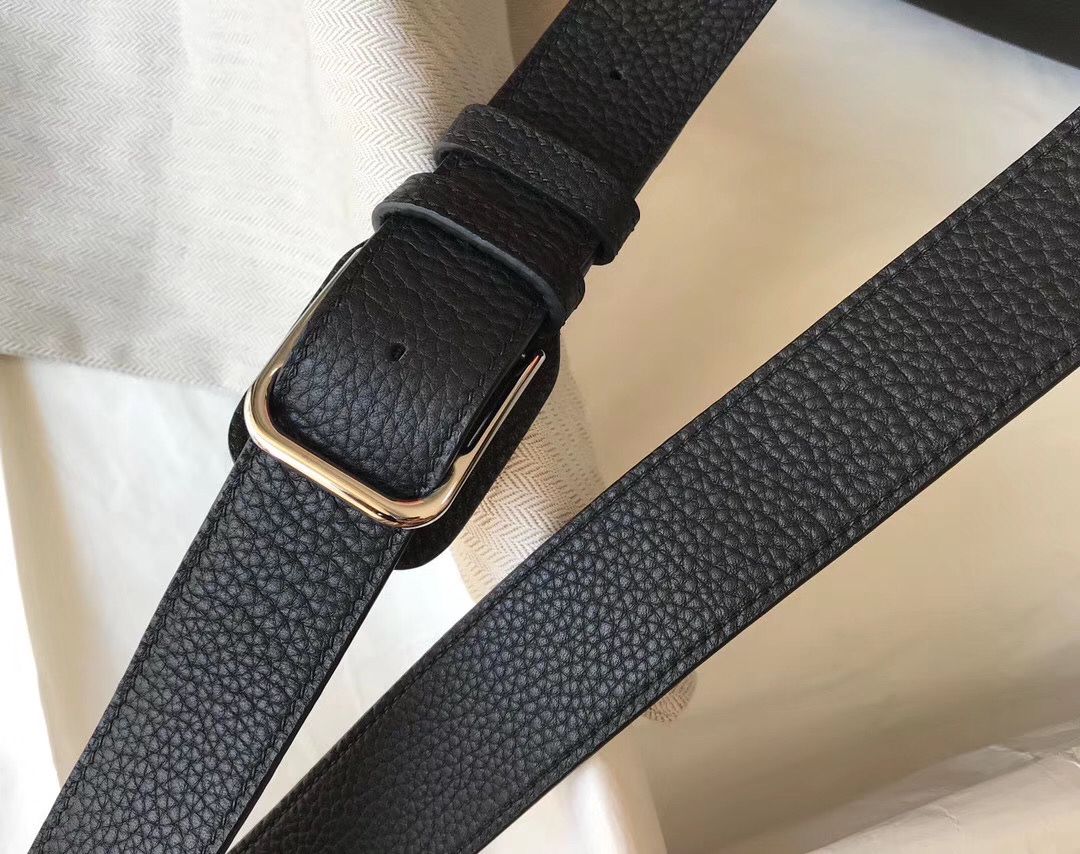 Hermes Steve 35 Messenger Bag In Black Clemence Calfskin - Image 6