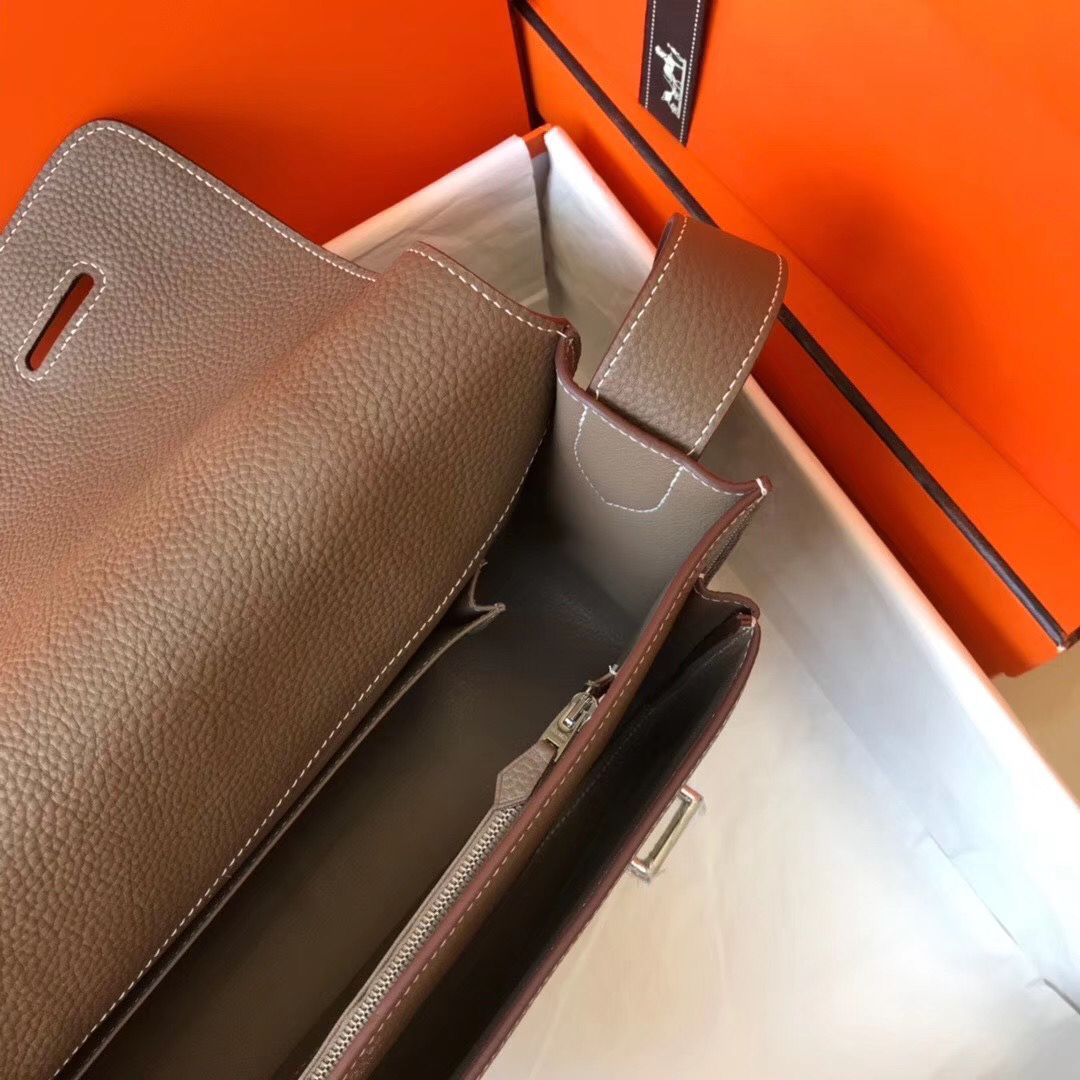 Hermes Steve 35 Messenger Bag In Taupe Clemence Calfskin - Image 9