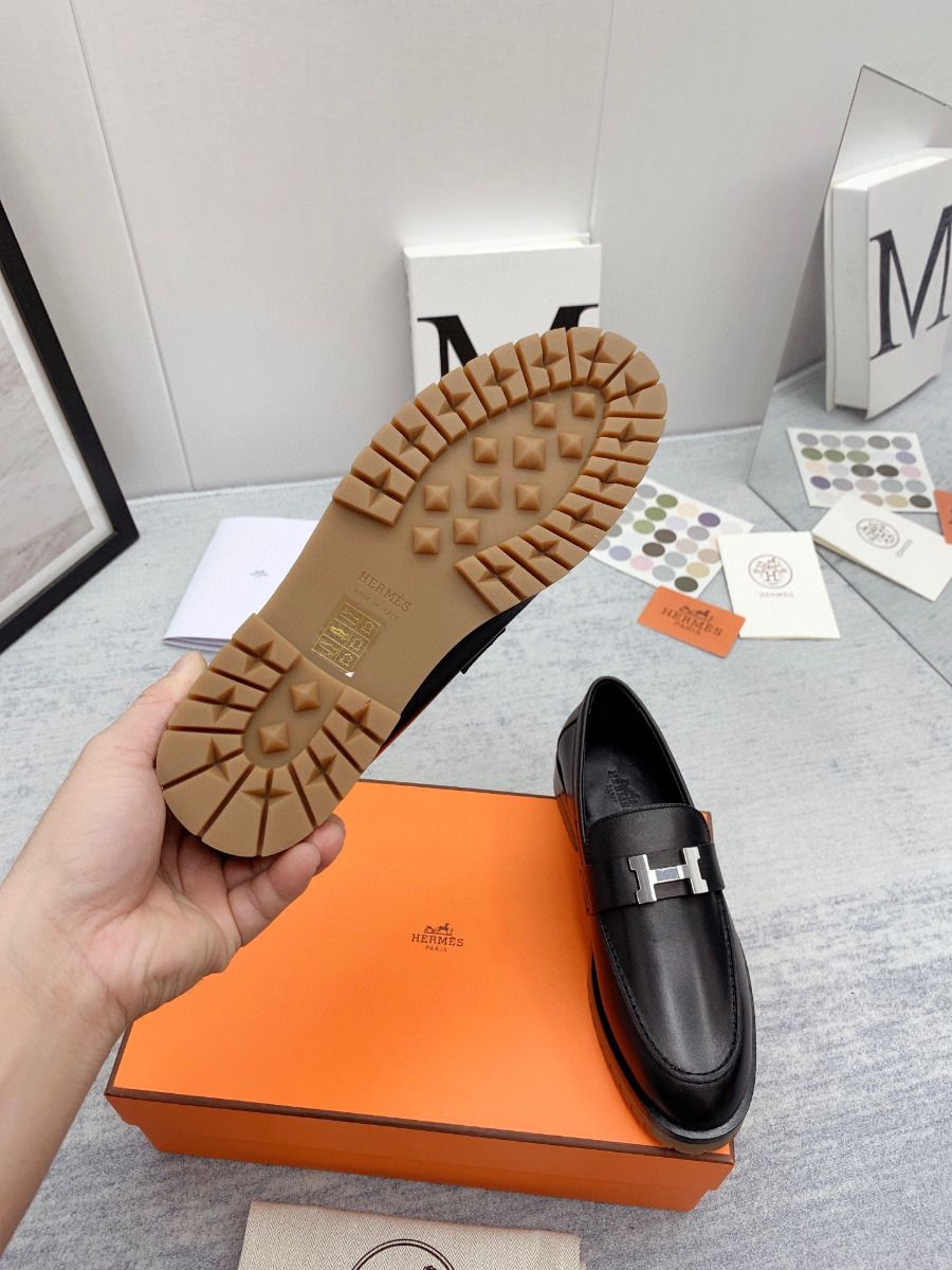 Hermes Women's Faubourg Loafers in Black Leather - Image 9