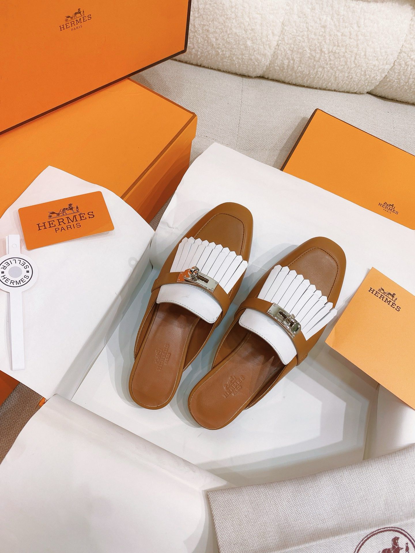 Hermes Women's Oz Mules with Fringed in Brown/White Leather - Image 7