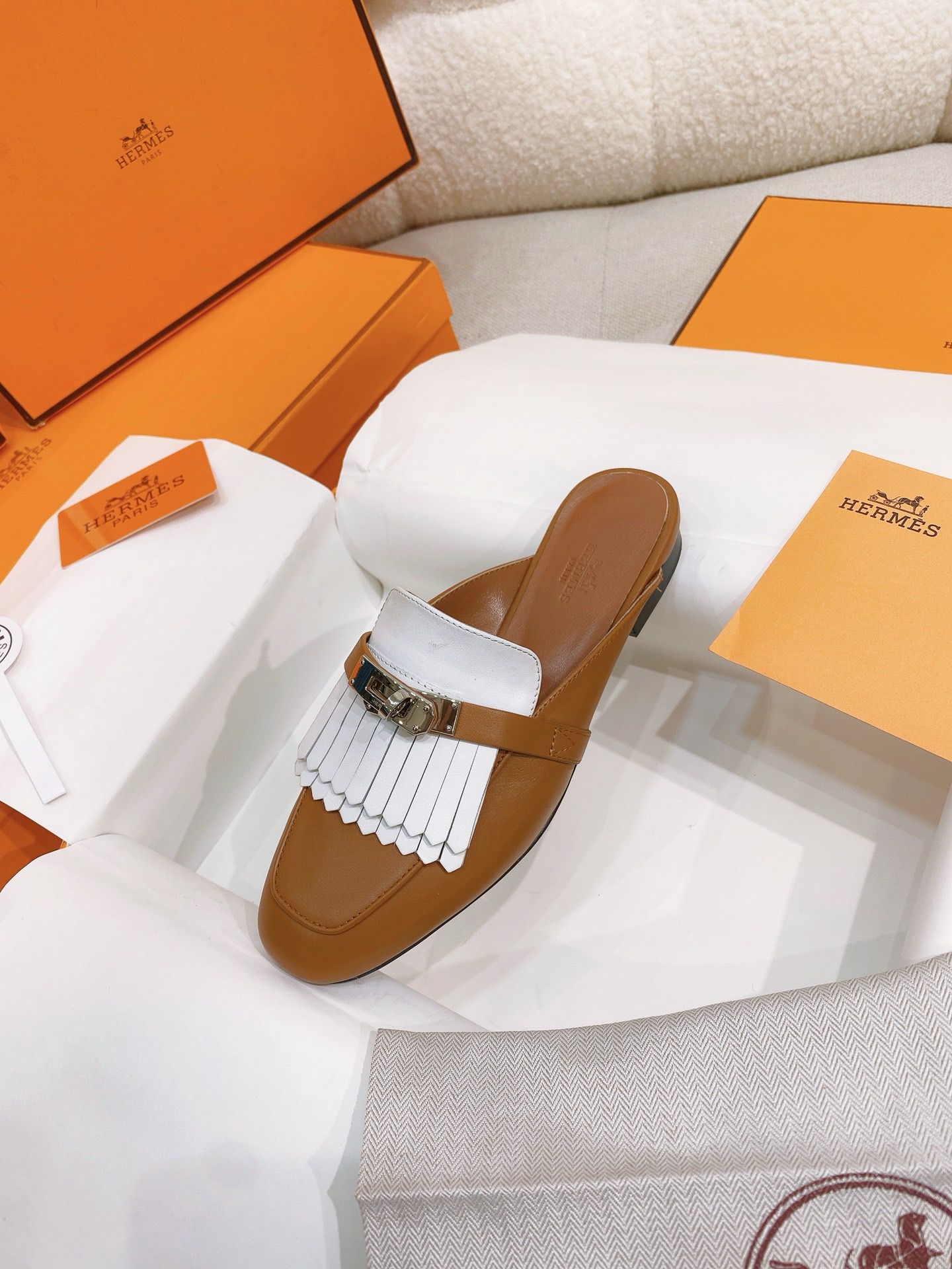 Hermes Women's Oz Mules with Fringed in Brown/White Leather - Image 8