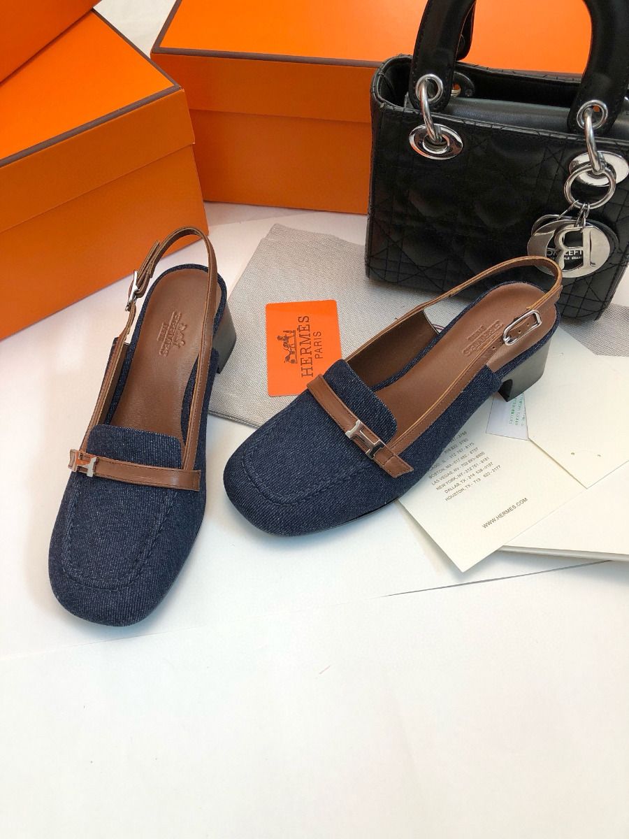Hermes Infinie 50 Slingback Pumps in Denim - Image 3