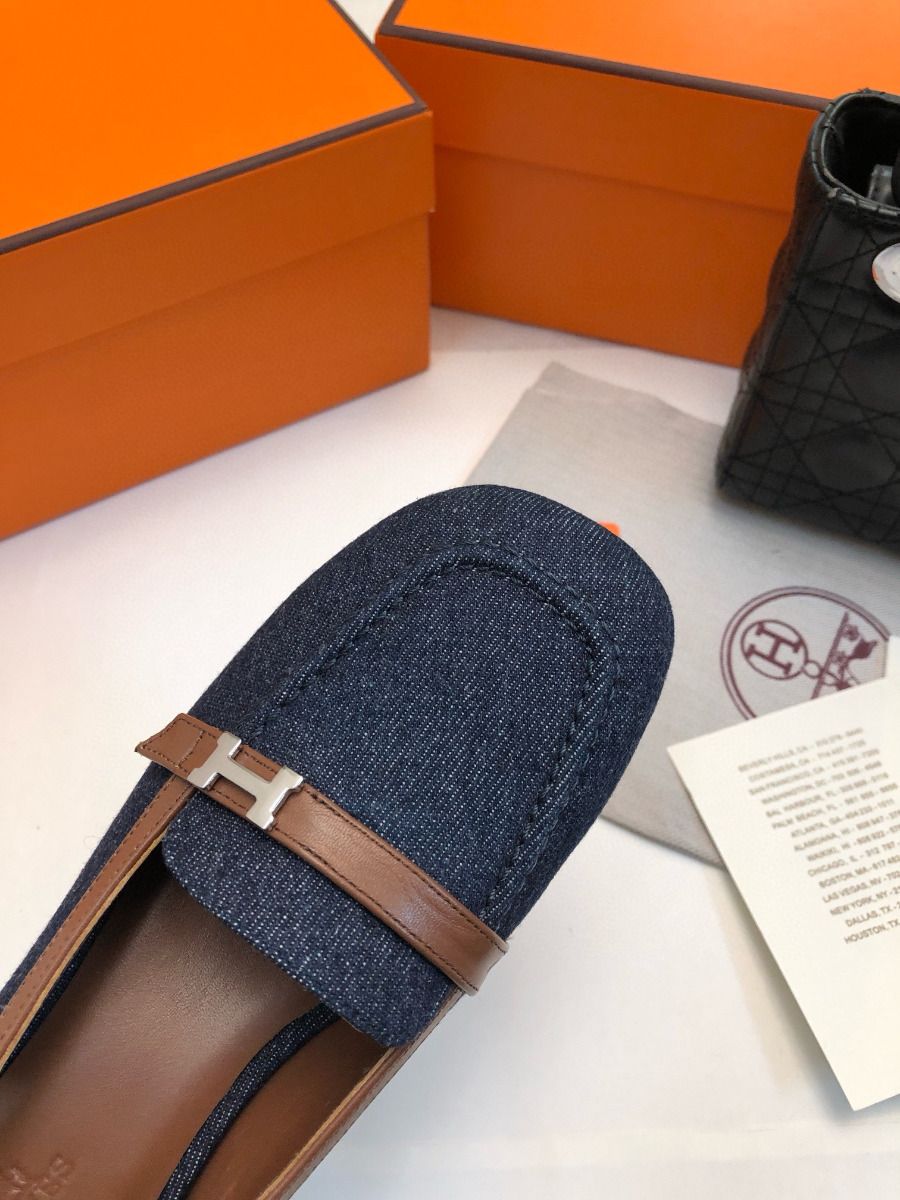 Hermes Infinie 50 Slingback Pumps in Denim - Image 9