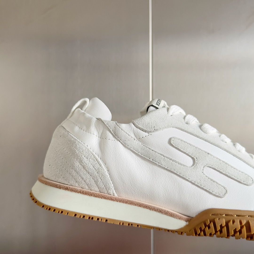 Hermes Women's Jet Sneakers in White Nappa Leather - Image 9