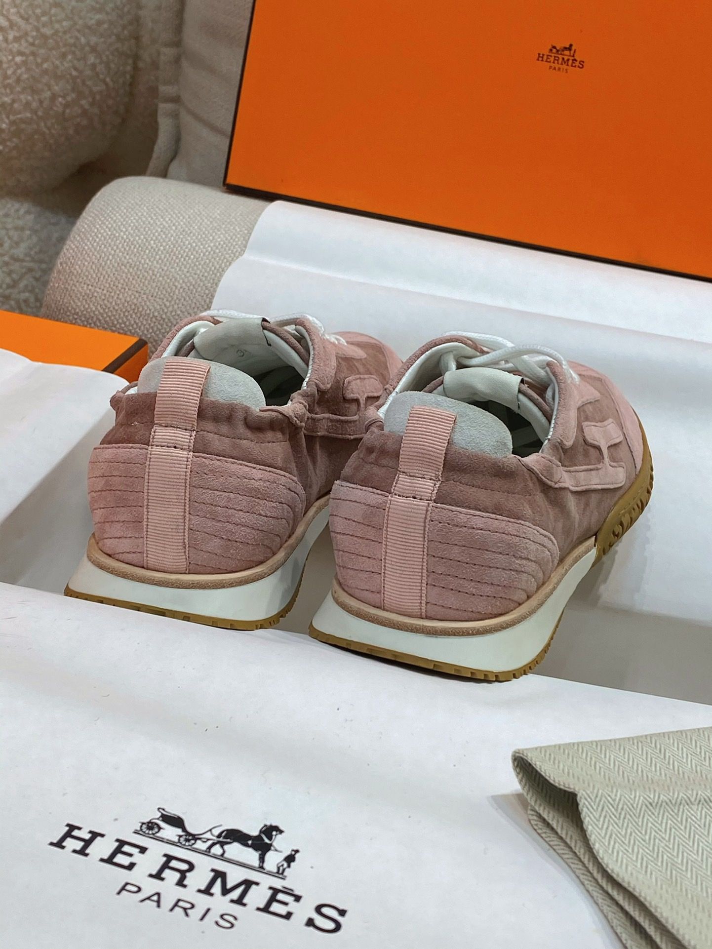 Hermes Women's Jet Sneakers in Cancan/Aquarelle Suede Leather - Image 8