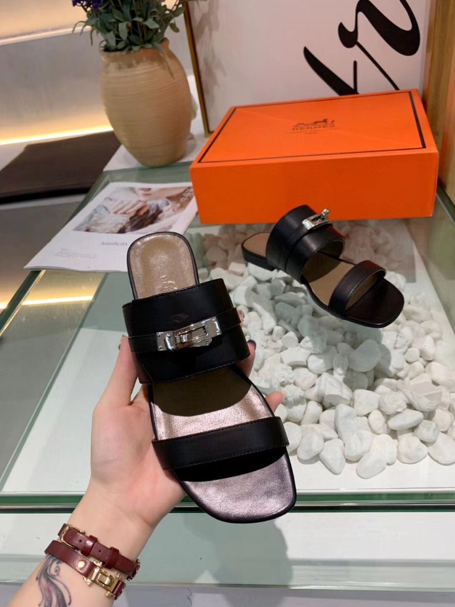 Hermes Avenue Sandals In Black Calfskin - Image 7