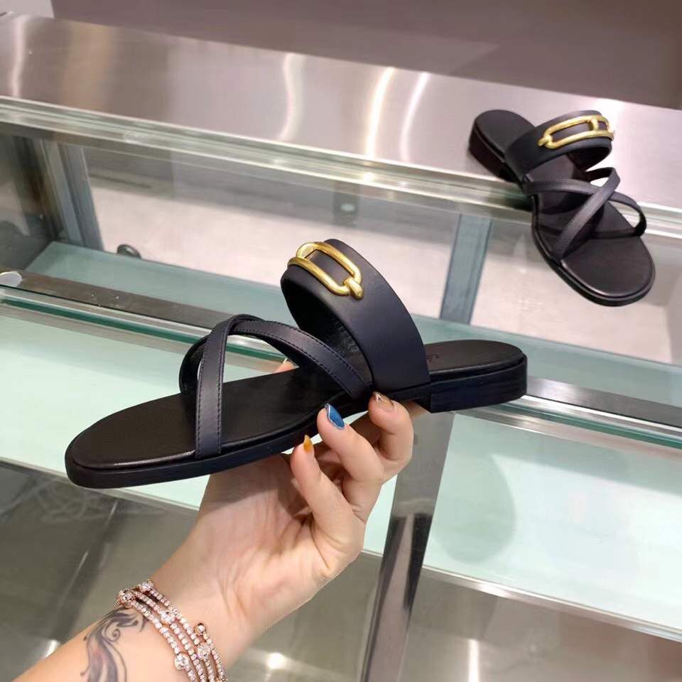 Hermes Claire Sandals In Black Calfskin - Image 6