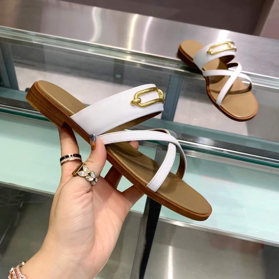 Hermes Claire Sandals In White Calfskin - Image 7
