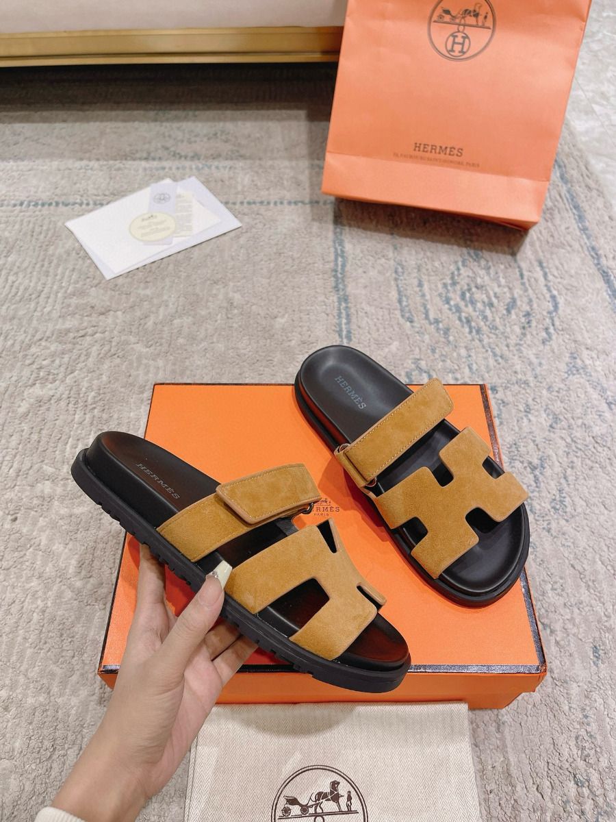 Hermes Women's Chypre Sandals In Brown Suede Calfskin - Image 4