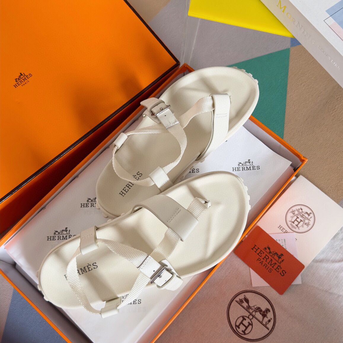 Hermes Inboard Sandals in White Leather and Ribbon - Image 5
