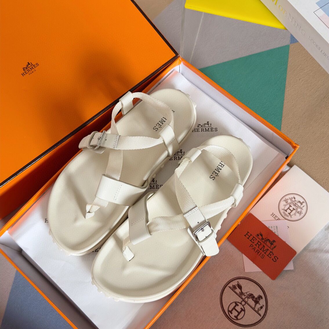 Hermes Inboard Sandals in White Leather and Ribbon - Image 6