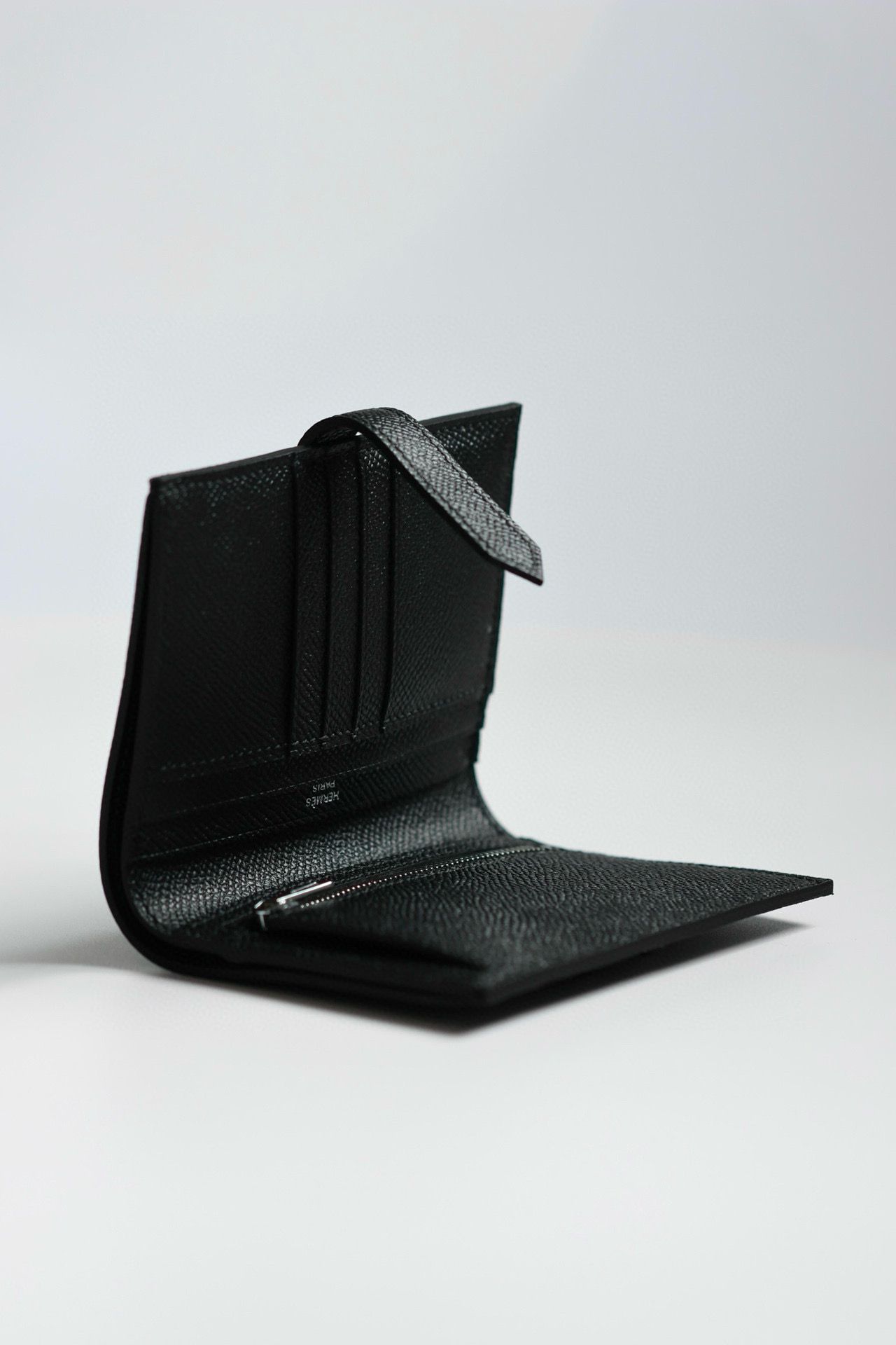 Hermes Bearn Compact Handmade All Black Wallet in Epsom Calfskin - Image 5