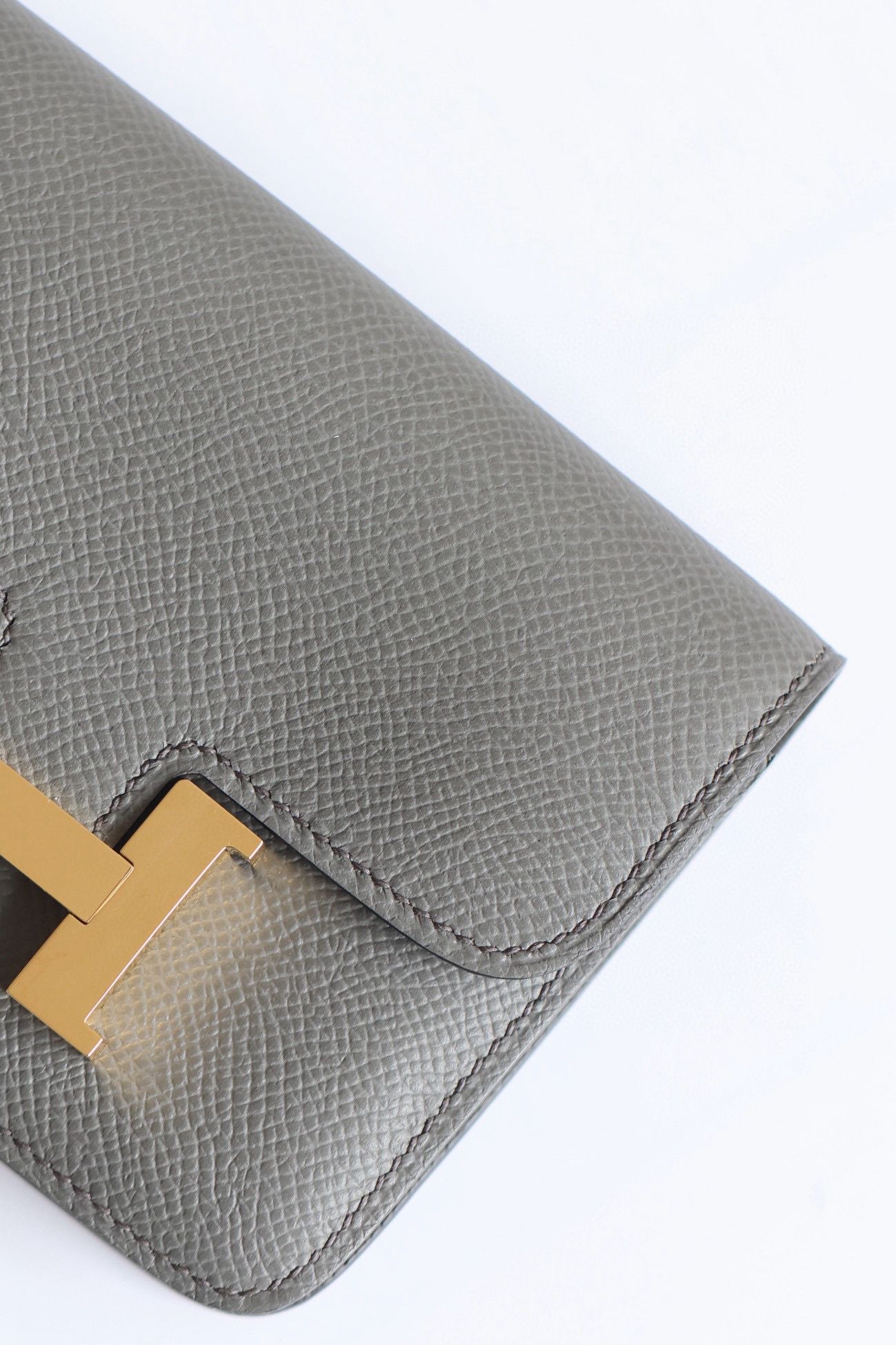 Hermes Constance Slim Wallet in Gris Meyer Epsom Calfskin - Image 5
