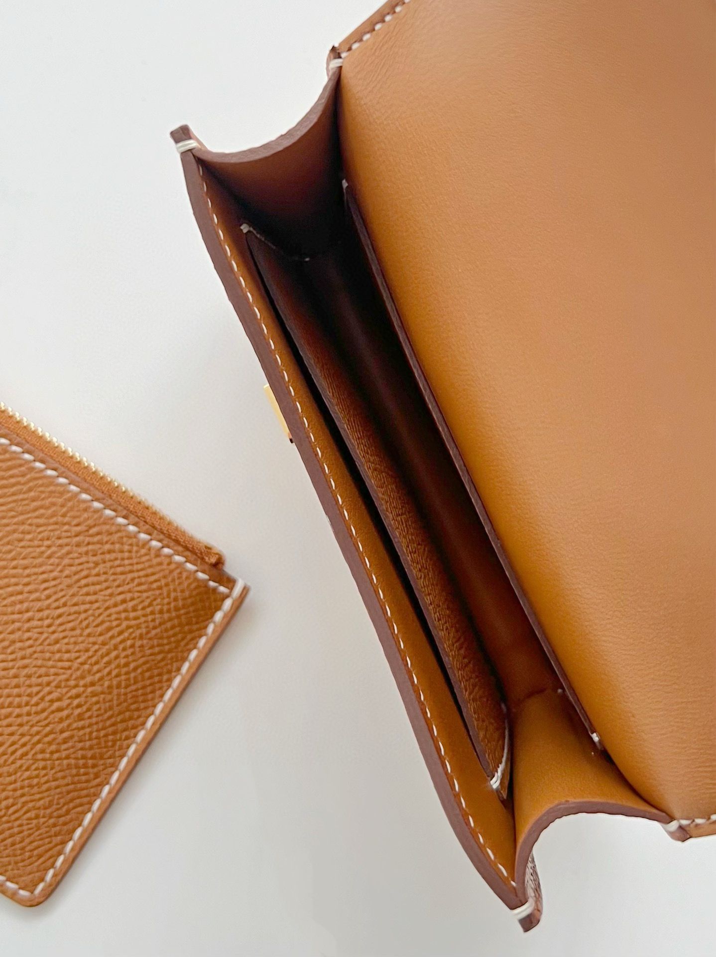 Hermes Constance Slim Wallet in Gold Epsom Calfskin - Image 9