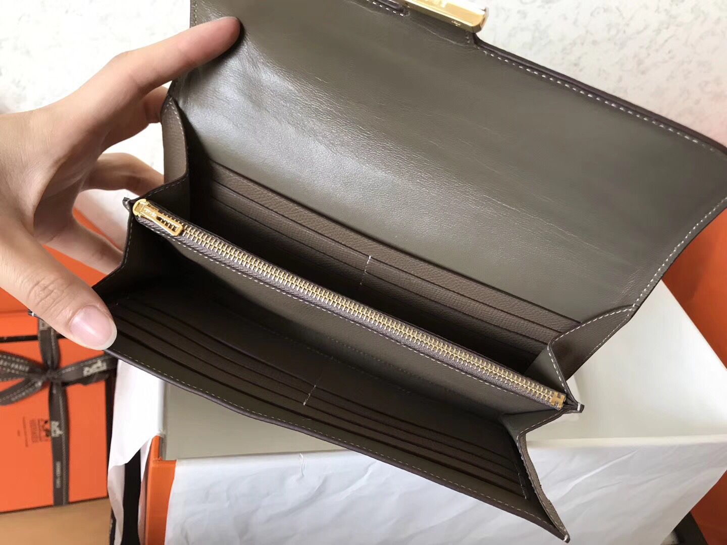 Hermes Constance Long Wallet In Taupe Epsom Leather - Image 5