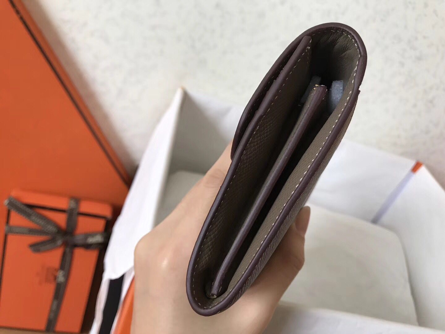 Hermes Constance Long Wallet In Taupe Epsom Leather - Image 8