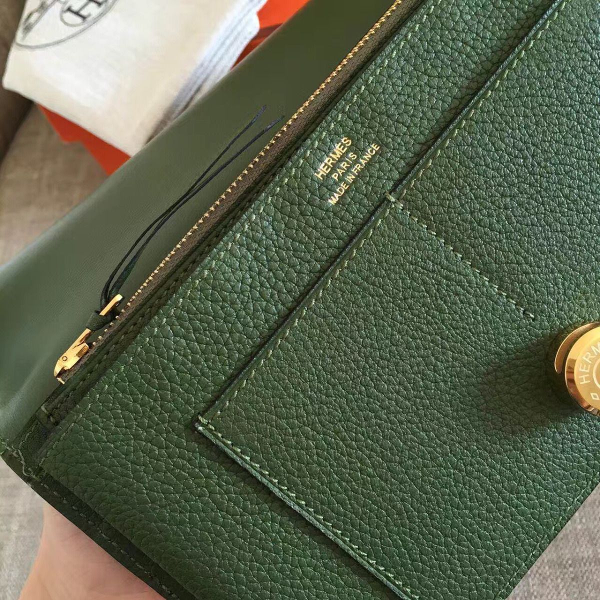 Hermes Dogon Duo Wallet In Green Clemence Leather - Image 3