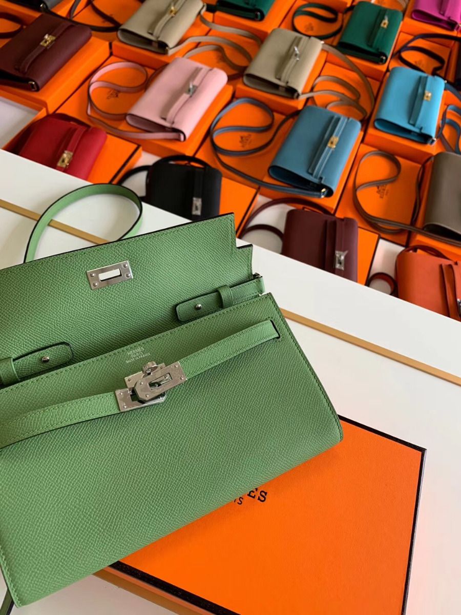 Hermes Kelly Classique To Go Wallet In Vert Criquet Epsom Calfskin - Image 6