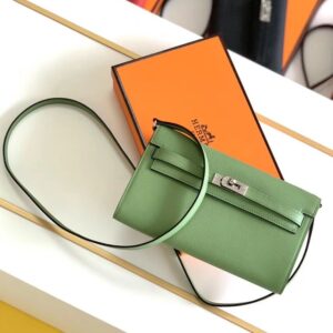 Hermes Kelly Classique To Go Wallet In Vert Criquet Epsom Calfskin