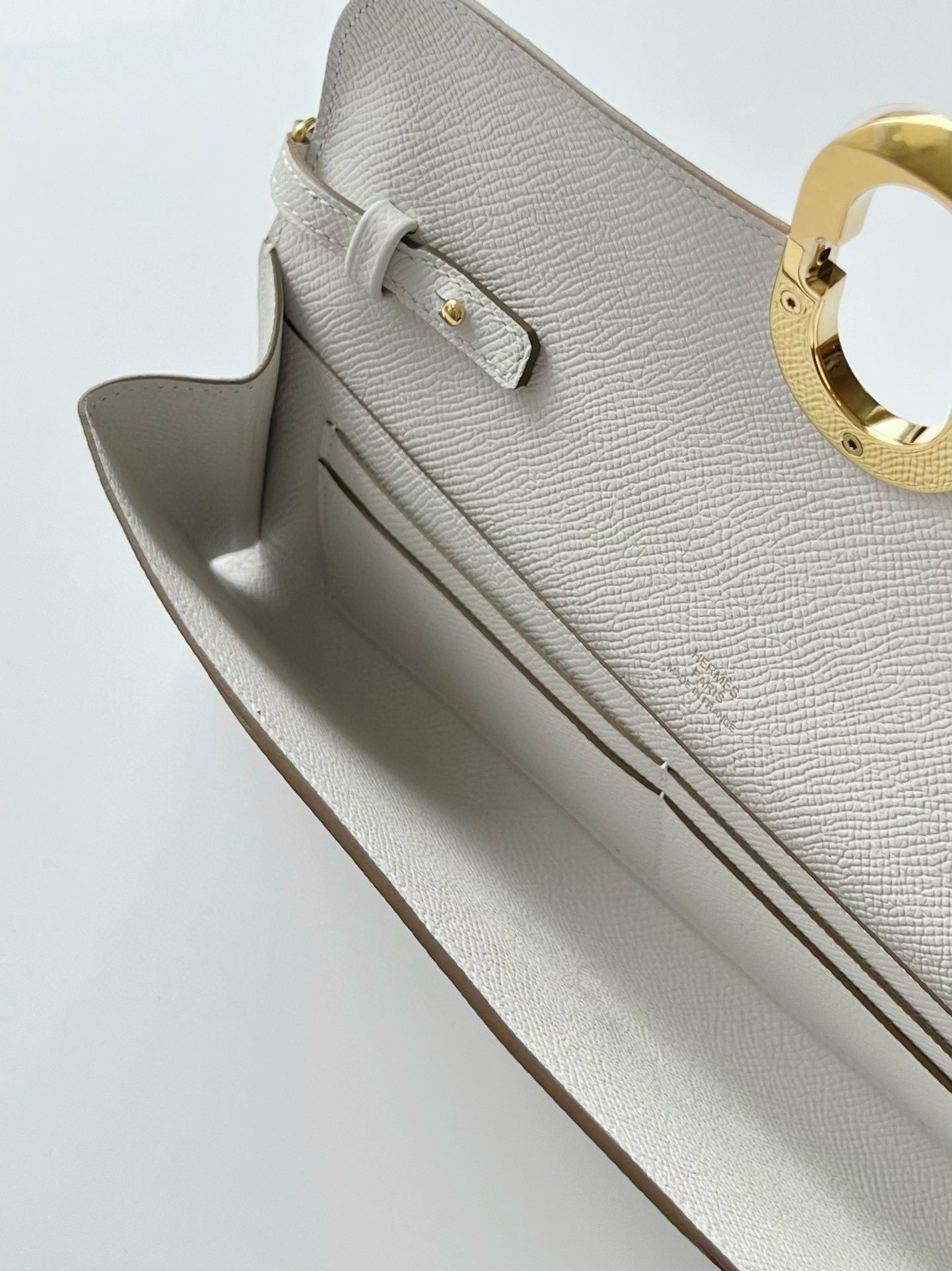 Hermes Maillon To Go Wallet in Gris Pale Epsom Calfskin - Image 9