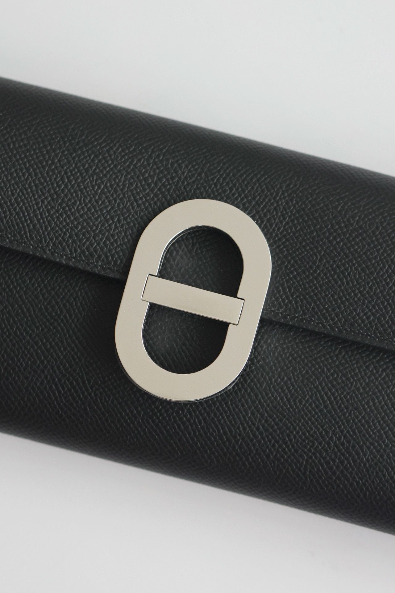 Hermes Maillon To Go Wallet in Black Epsom Calfskin - Image 6