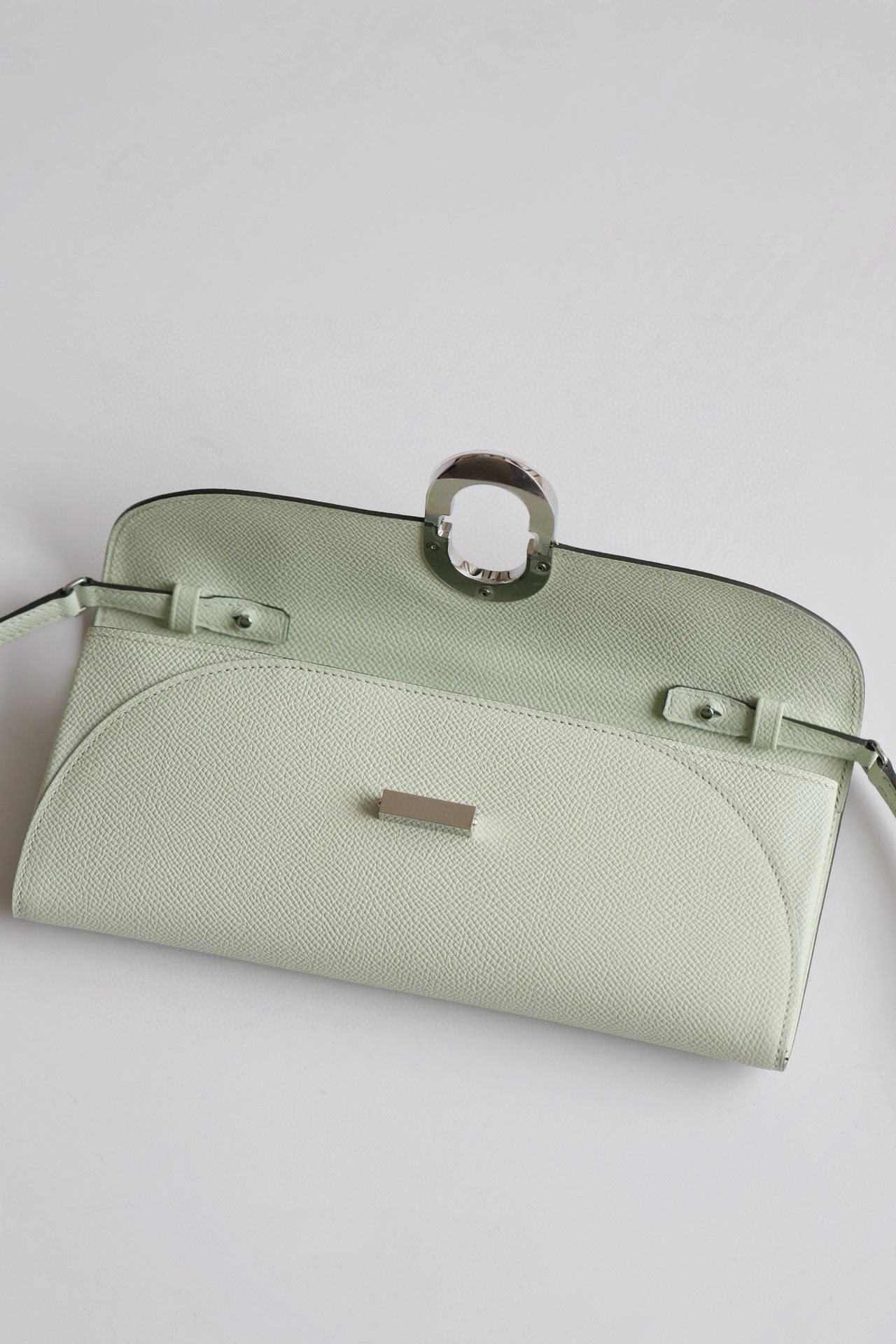Hermes Maillon To Go Wallet in Vert Fizz Epsom Calfskin - Image 7