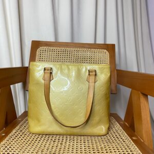 Louis Vuitton Beige Houston Vernis Shoulder Bag